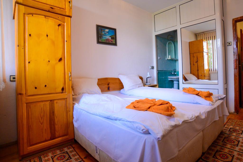 Topuzovi Guest House Dobriniște Cameră foto