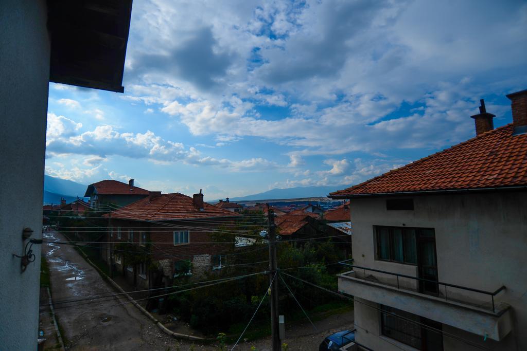 Topuzovi Guest House Dobriniște Exterior foto